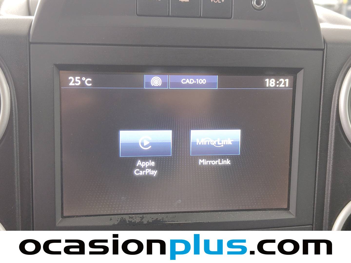 Equipamiento del Peugeot Partner Peugeot Partner Tepee Combi 1.2 PureTech Outdoor (110 CV)
