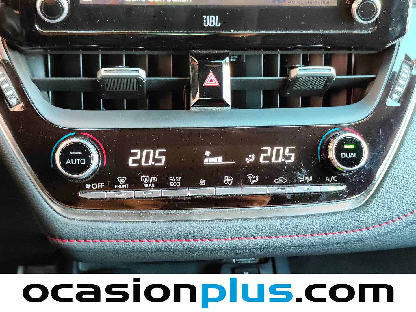 Foto Toyota Corolla Toyota Corolla 180H Advance E-CVT (180 CV)