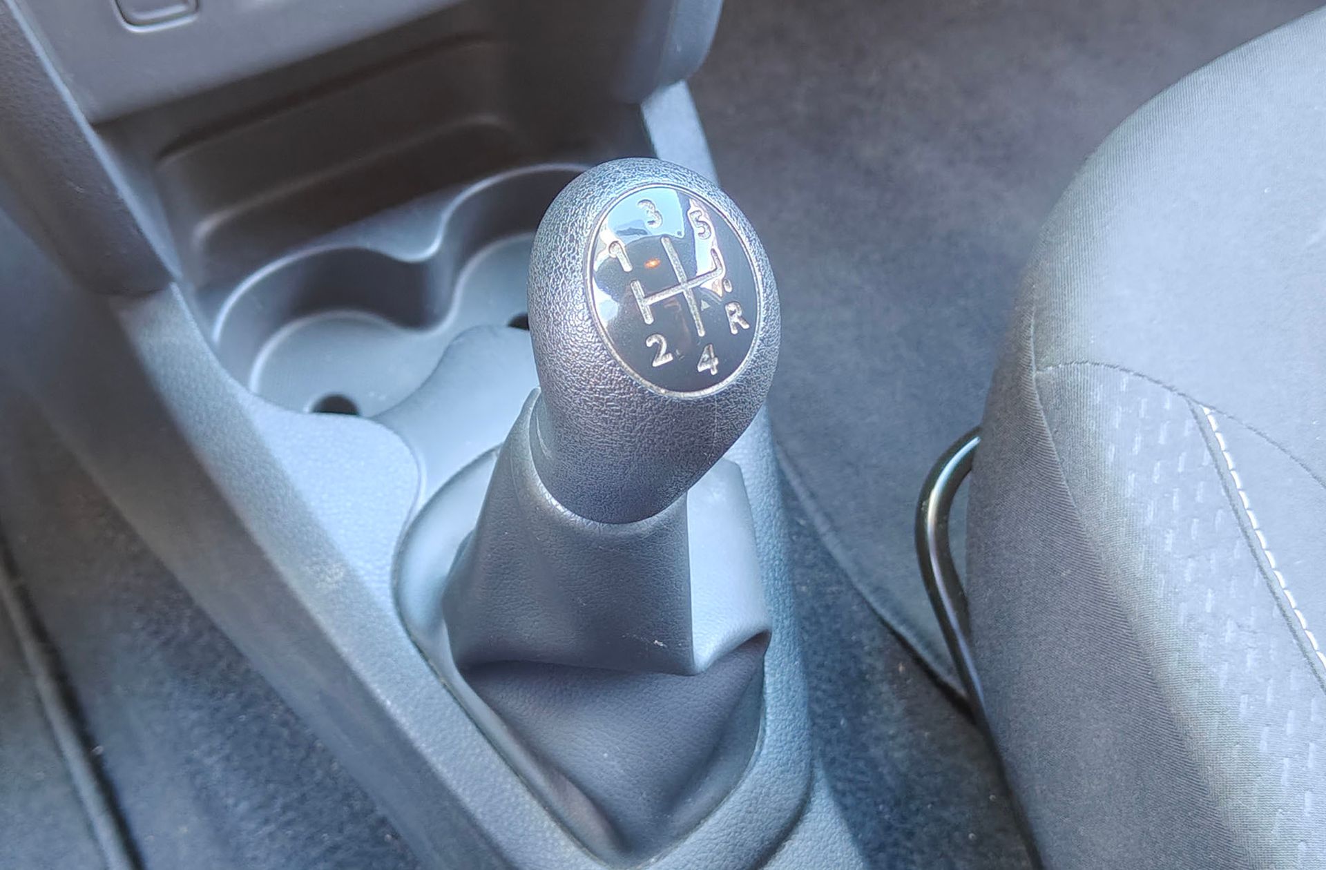 Dacia Sandero Essential 1.0 - foto 5