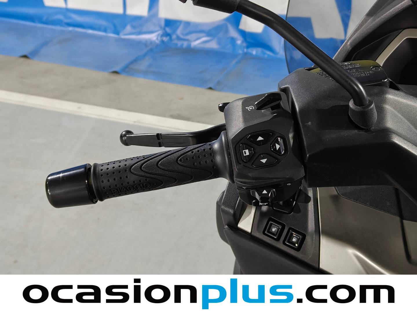 Piaggio MP3 530 HPE Exclusive Piaggio MP3 530 HPE Exclusive 530 HPE Exclusive automático