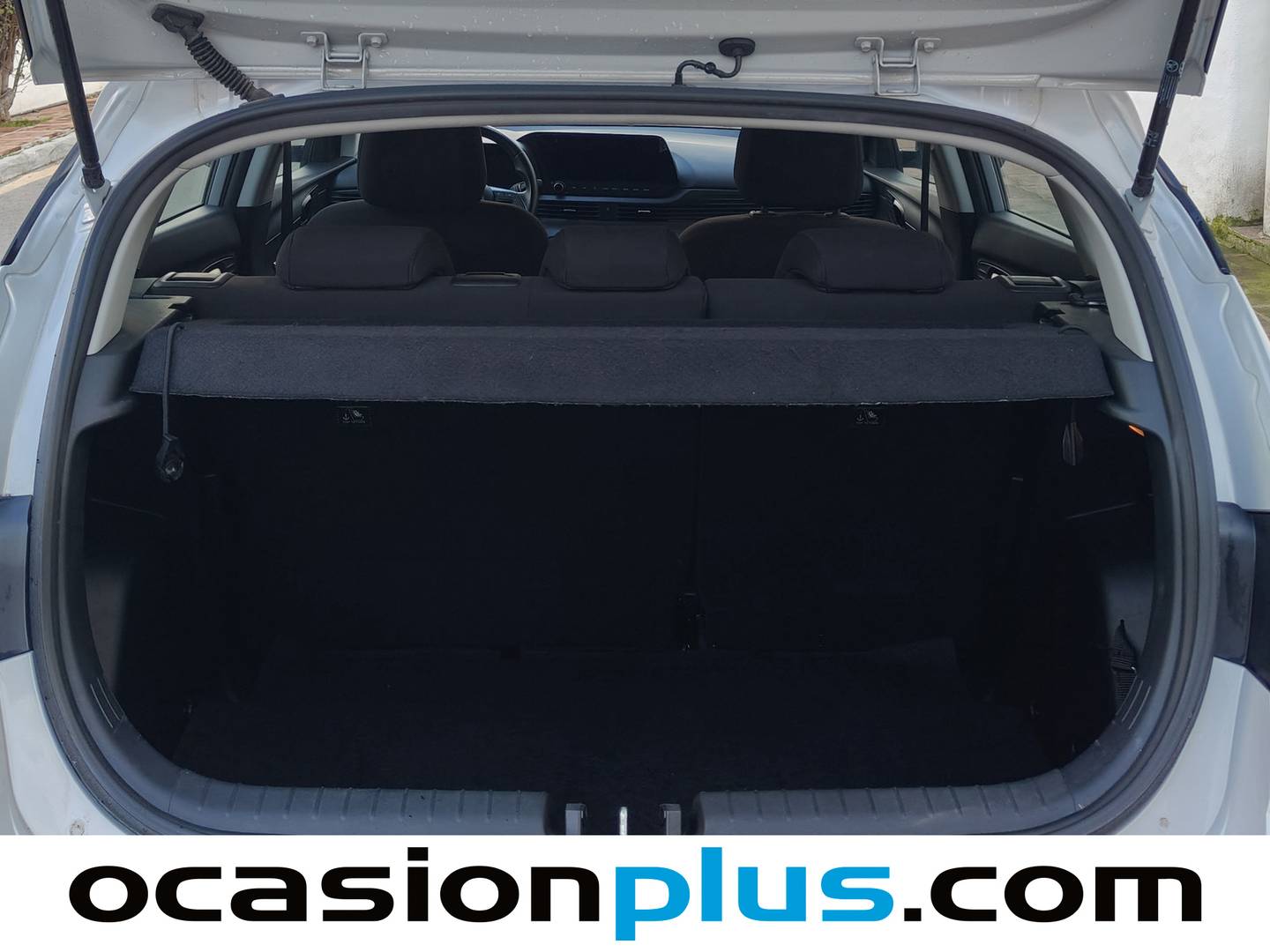 Foto Hyundai i20 Hyundai i20 1.2 MPI Essence (79 CV)