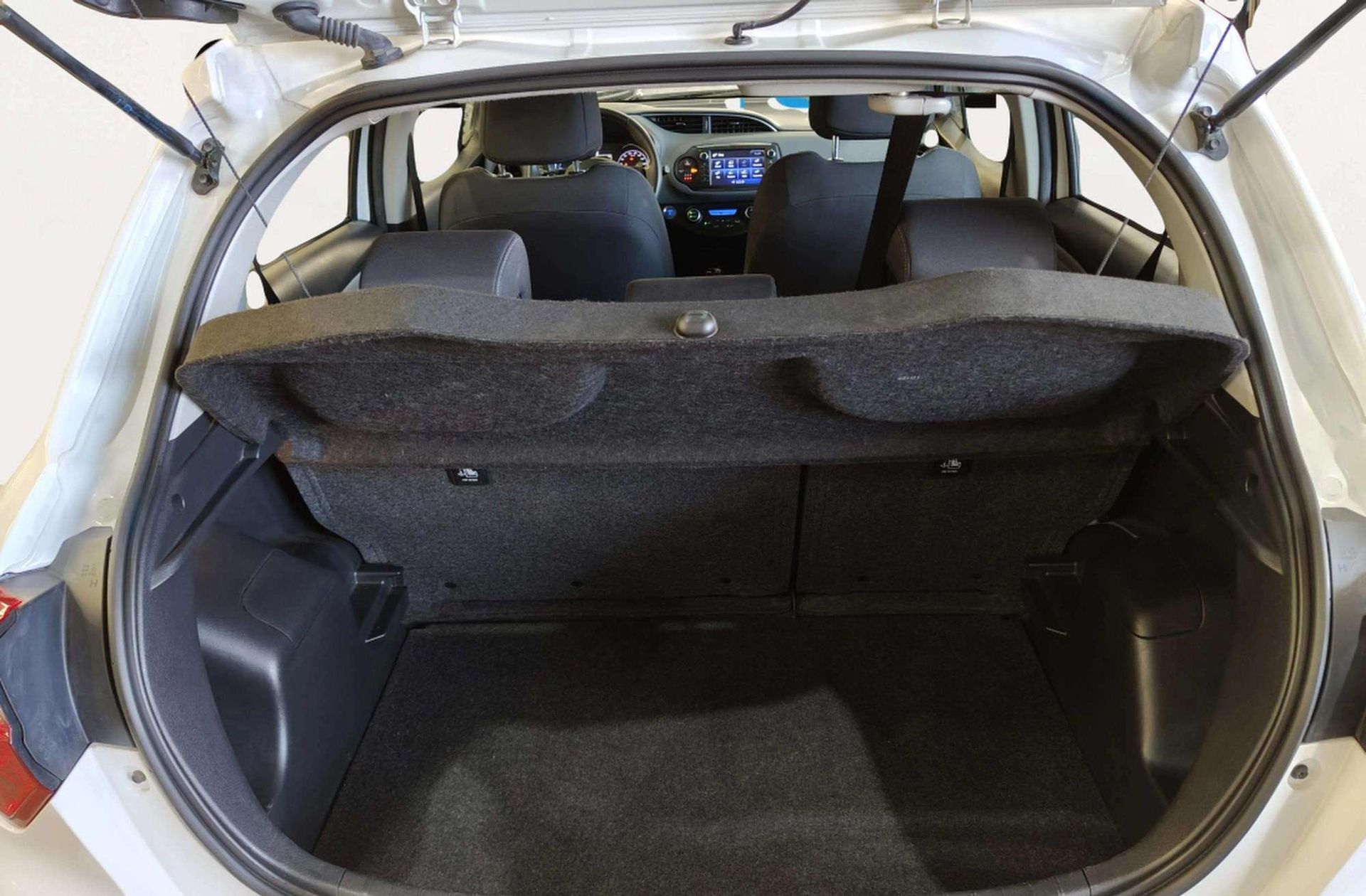 Toyota Yaris 1.5 Hybrid Active - foto 14