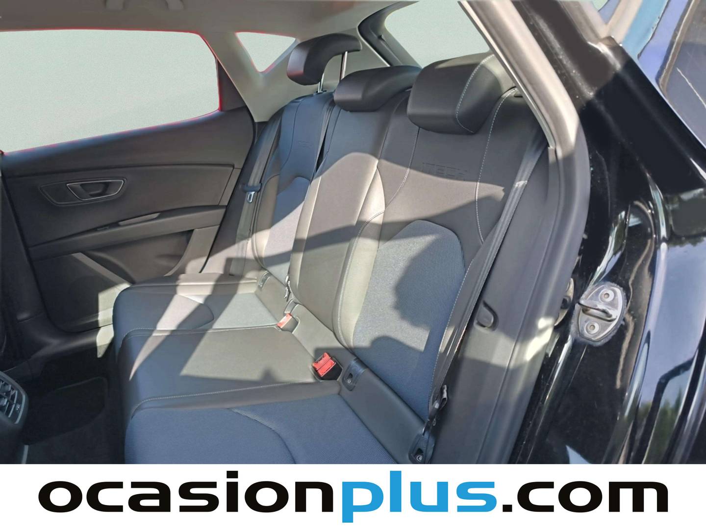 Foto asientos traseros Seat León Seat León 1.2 TSI S&S I-Tech (110 CV)