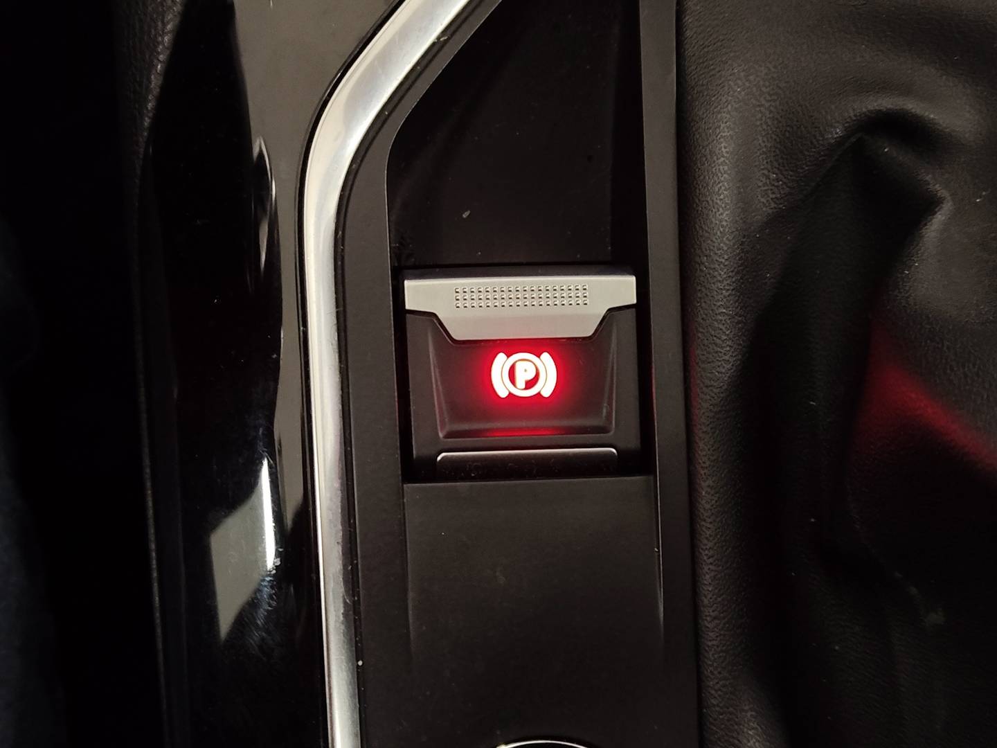 Peugeot 3008 Peugeot 3008 PureTech 130 S&S Allure Pack (130 CV) gasolina