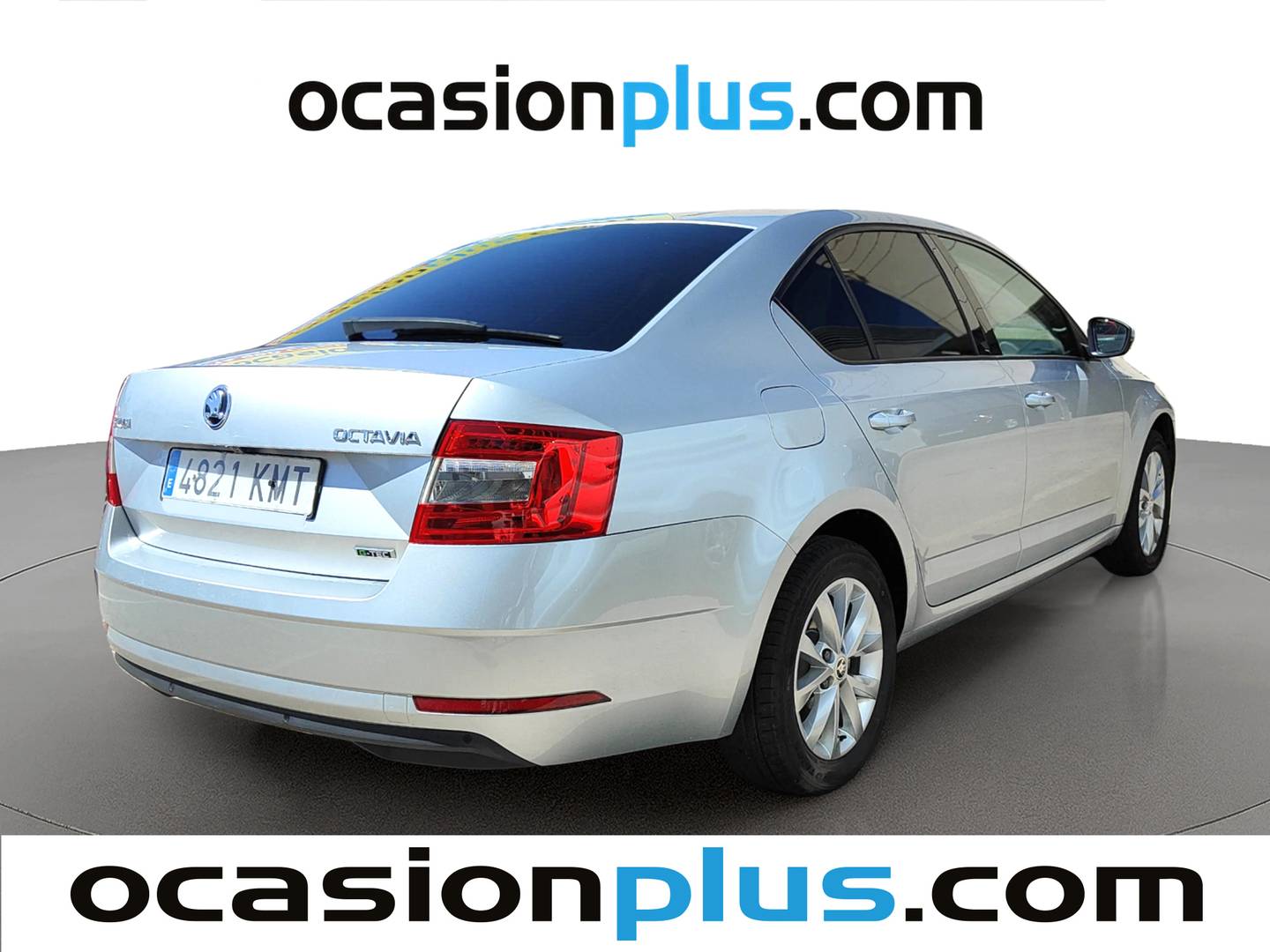Foto trasera Skoda Octavia Skoda Octavia 1.4 TSI CNG Like (110 CV) derecha