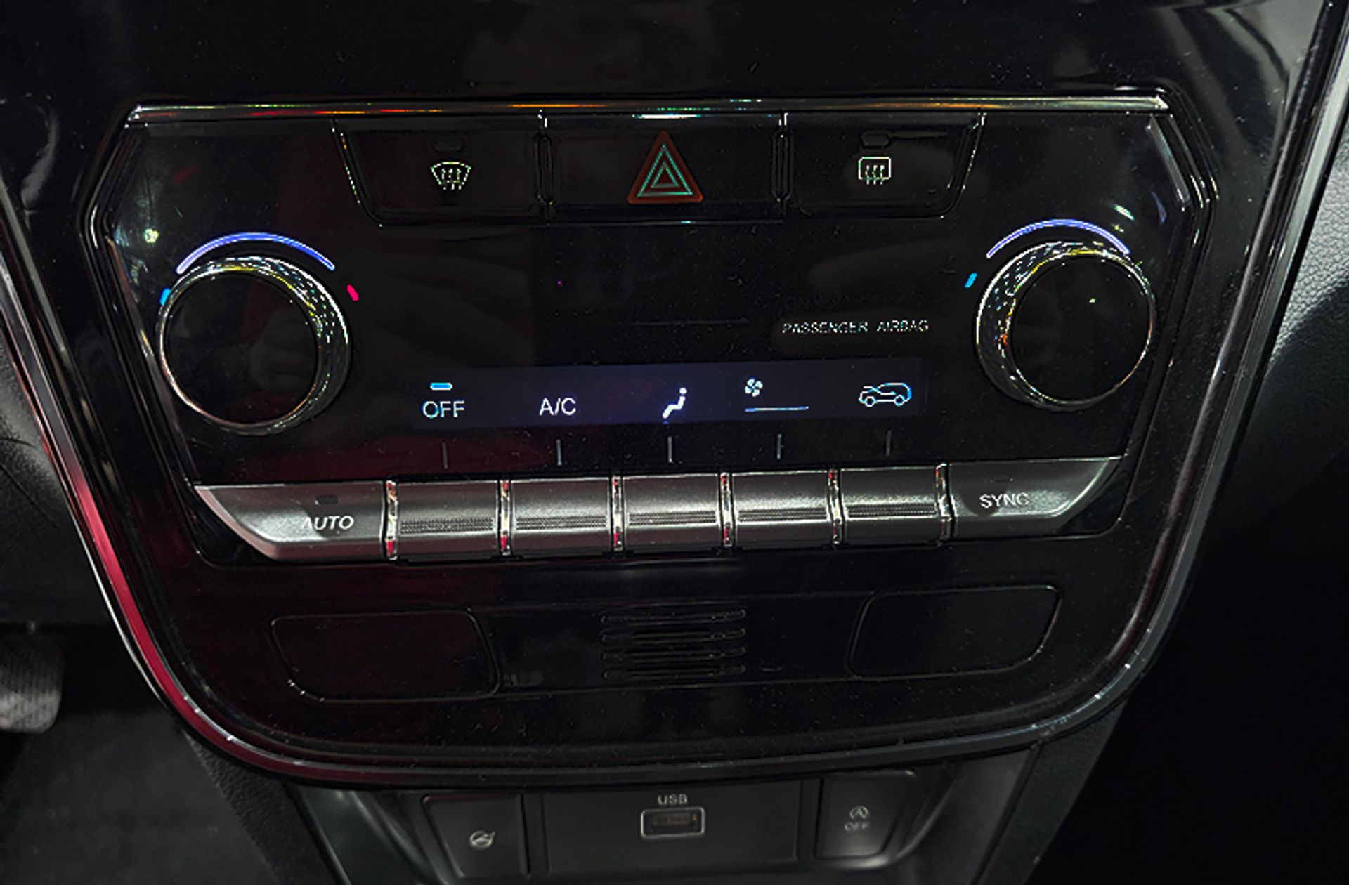 SsangYong Tivoli G12T Urban Plus - foto 26