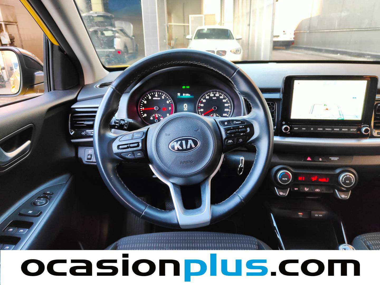 Foto KIA Stonic Kia Stonic 1.0 T-GDi MHEV Drive iMT (100 CV)