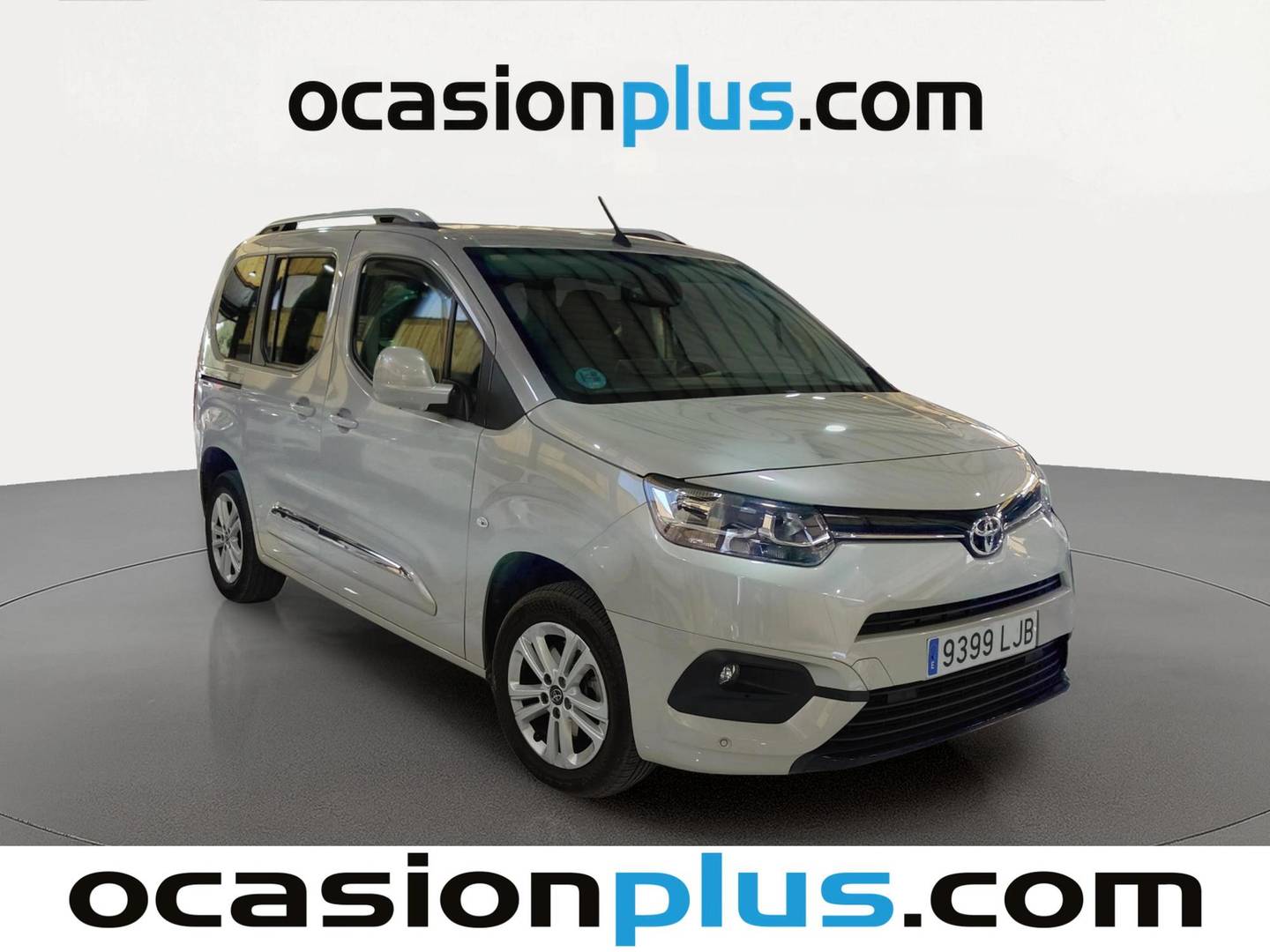 Foto delantera Toyota Proace City Verso Toyota Proace City Verso 1.5D Family Active L1 (131 CV) derecha