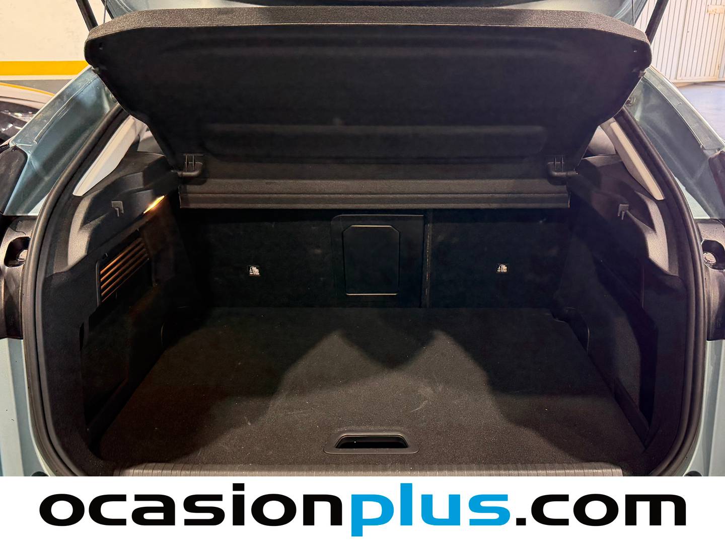 Fotos maletero Citroën C4 Citroen C4 PureTech 130 S&S Max EAT8 (131 CV)