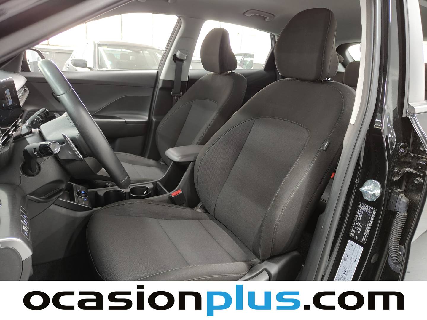 Foto asientos delanteros Hyundai Kona Hyundai Kona 1.6 GDI HEV Maxx DT (129 CV)