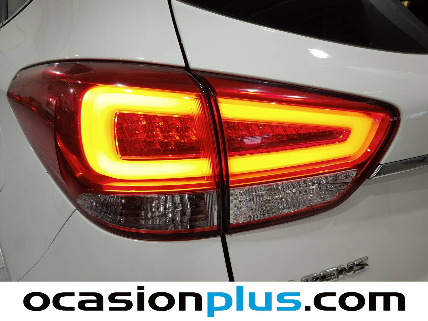 Acabados KIA Carens KIA Carens 1.6 GDi UEFA Euro 2016 Eco-Dynamics (135 CV)