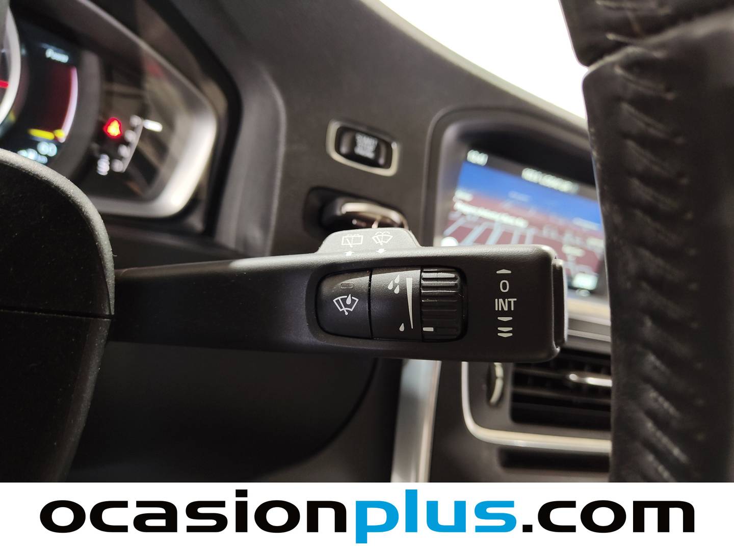 Foto Volvo V60 Volvo V60 D4 Momentum Auto (181 CV)