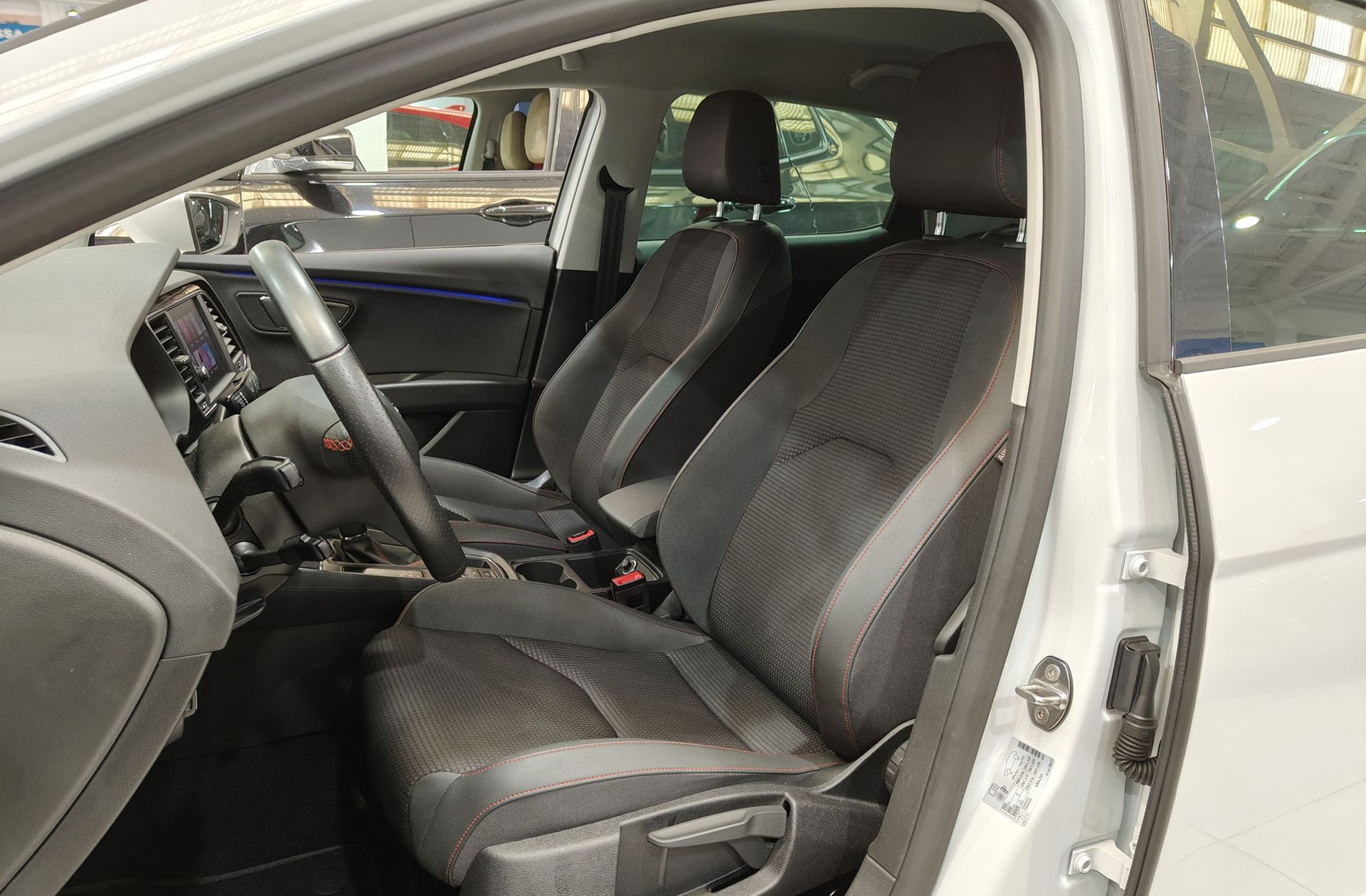SEAT León 1.5 TSI FR DSG - foto 10