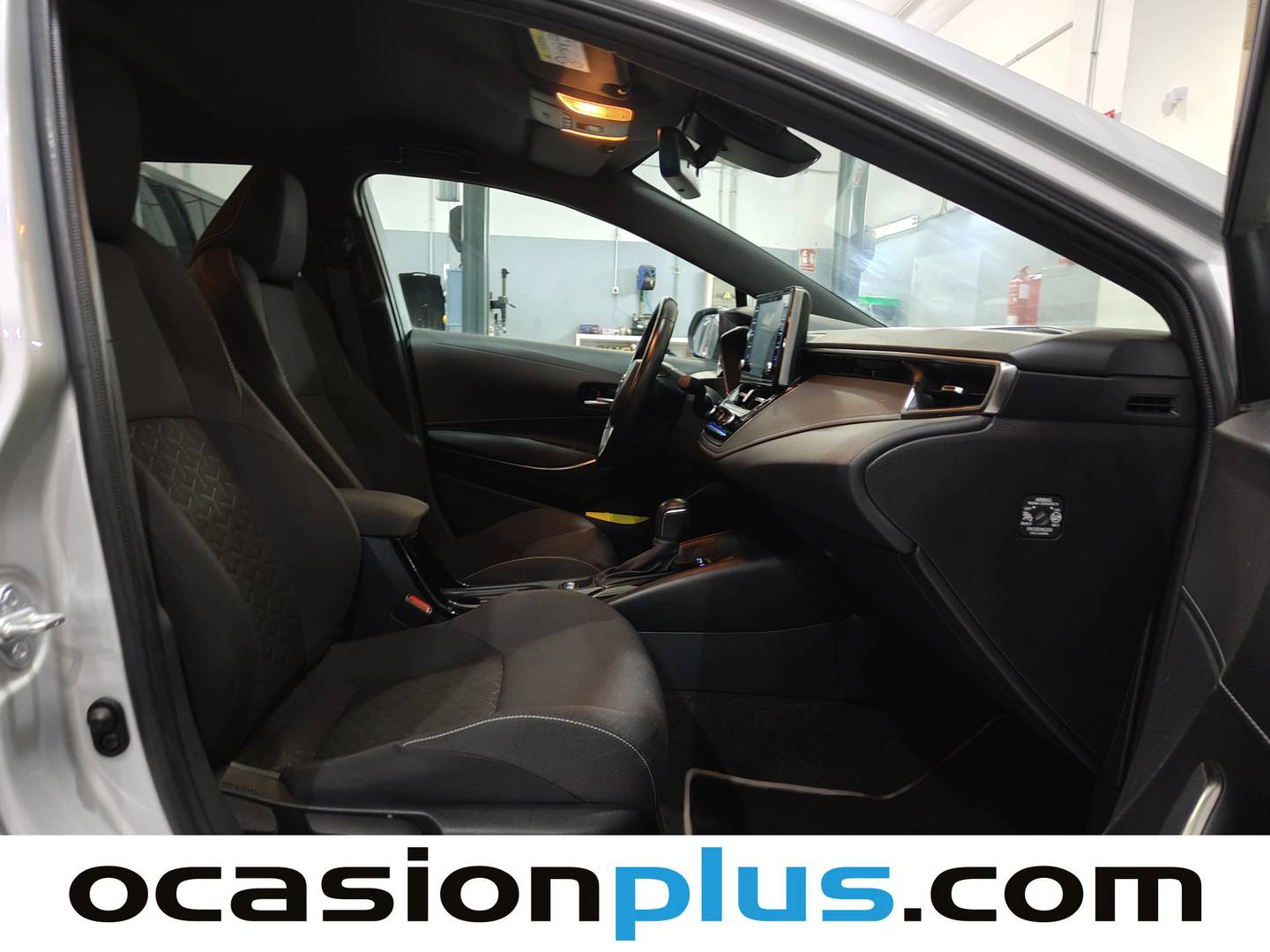 Foto Toyota Corolla Toyota Corolla Touring Sport 125H Active (122 CV)