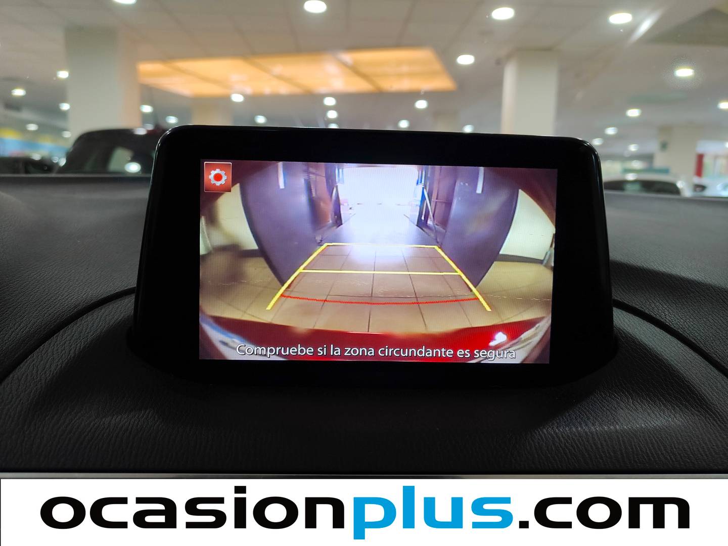 Foto Mazda Mazda3 Mazda Mazda 3 2.0 GE Sedan Luxury MT  (120 CV)