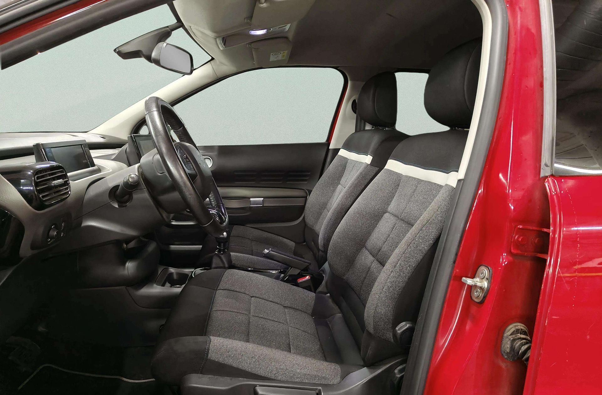 Citroën C4 Cactus BlueHDi 100 Shine - foto 11