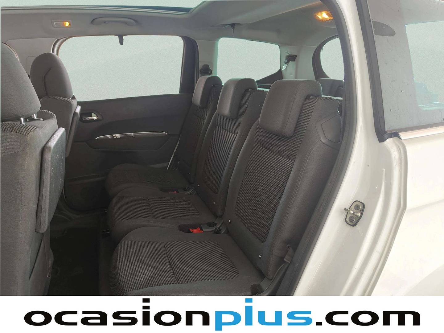 Fotos maletero Peugeot 5008 Peugeot 5008 1.6 BlueHDi Allure (120 CV)  7 Plazas