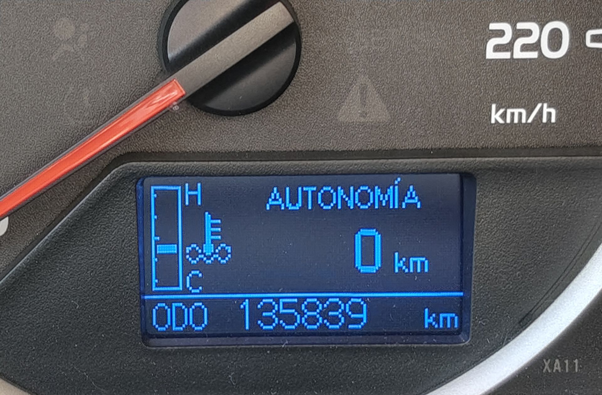 Toyota RAV4 120D Advance 4x2 - foto 9