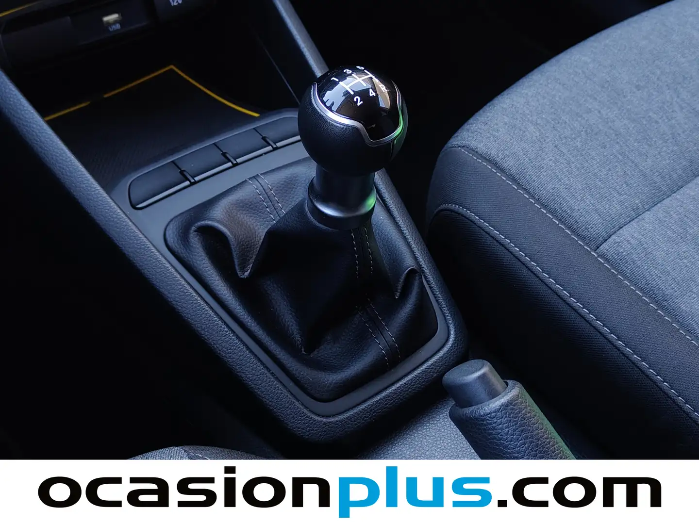 Foto KIA Stonic Kia Stonic 1.2 DPi Concept (84 CV)