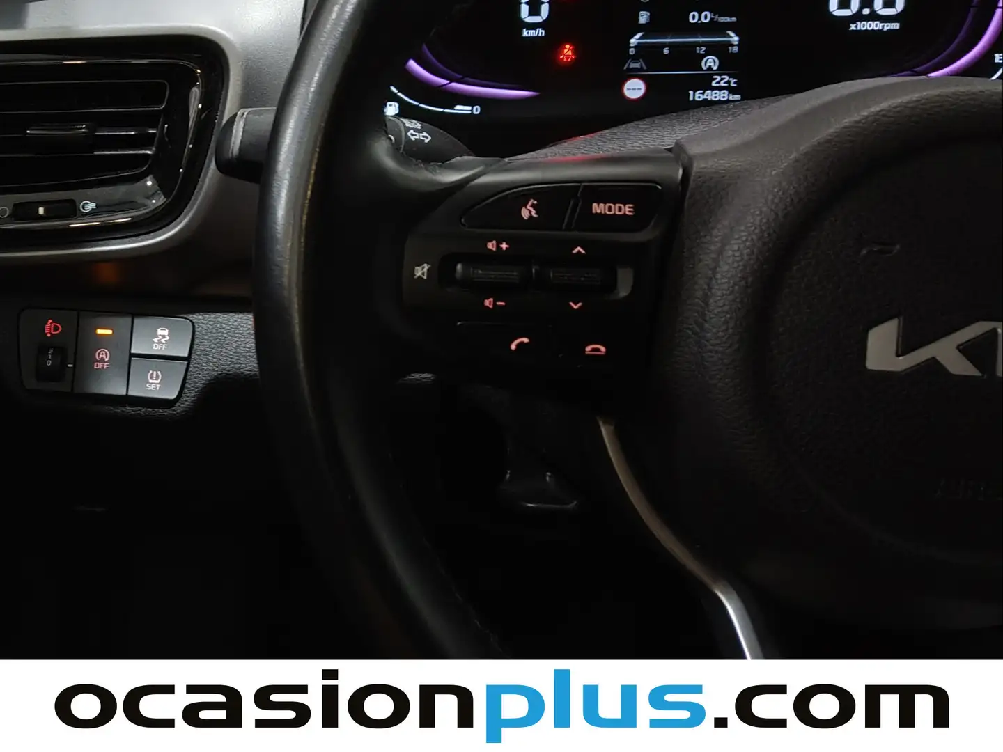 Foto KIA Stonic Kia Stonic 1.0 T-GDi Concept (100 CV)