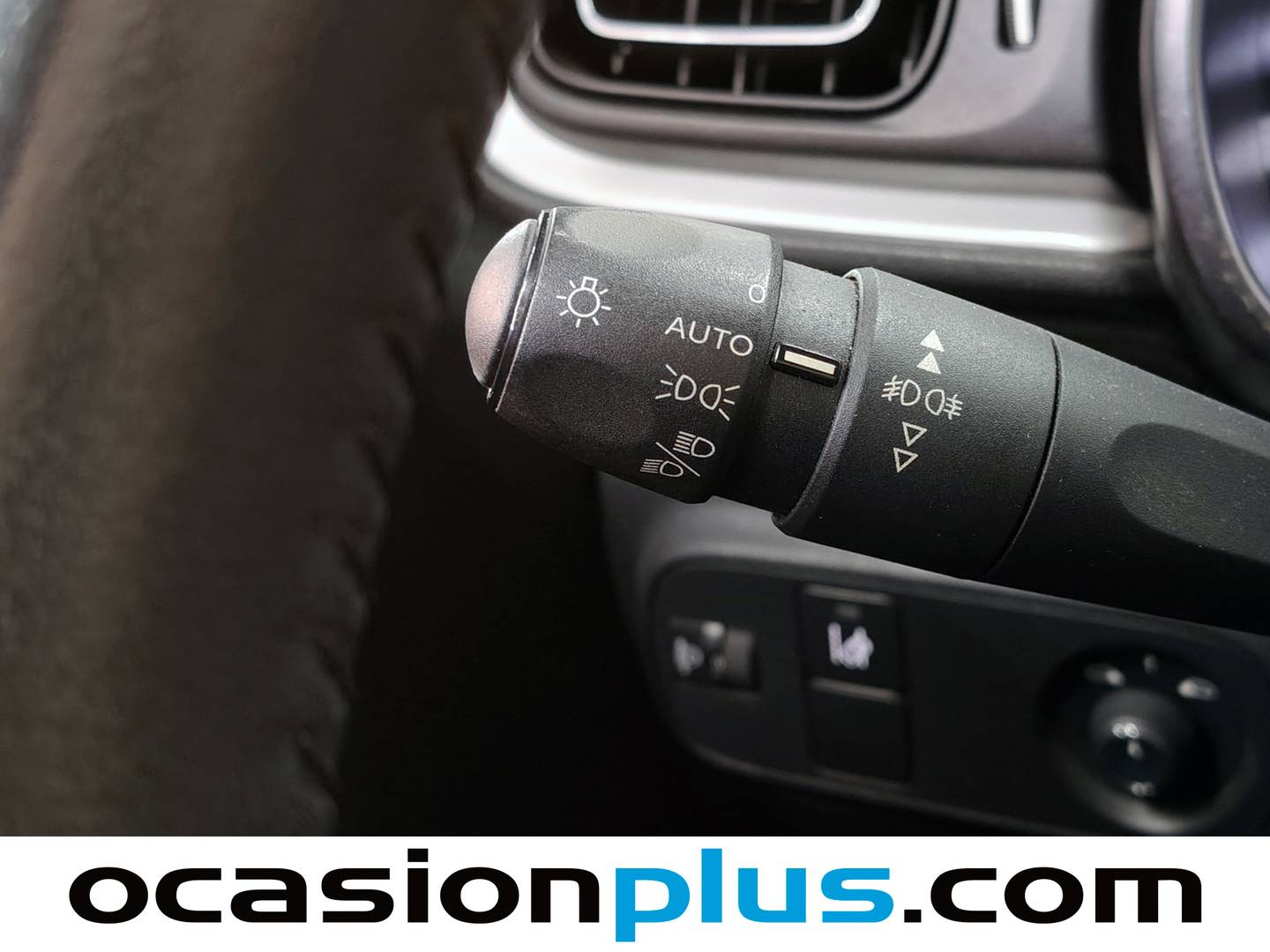 Accesorios del Citroën C3 Citroën C3 BlueHDi 100 S&S Shine (99 CV)