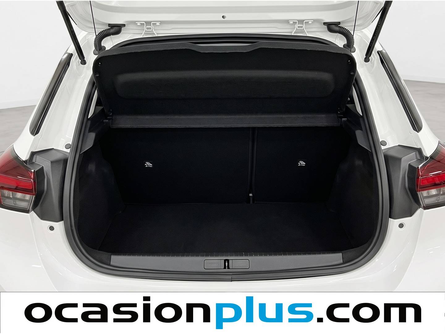 Fotos maletero Opel Corsa Opel Corsa 1.2 T XHL GS (100 CV)