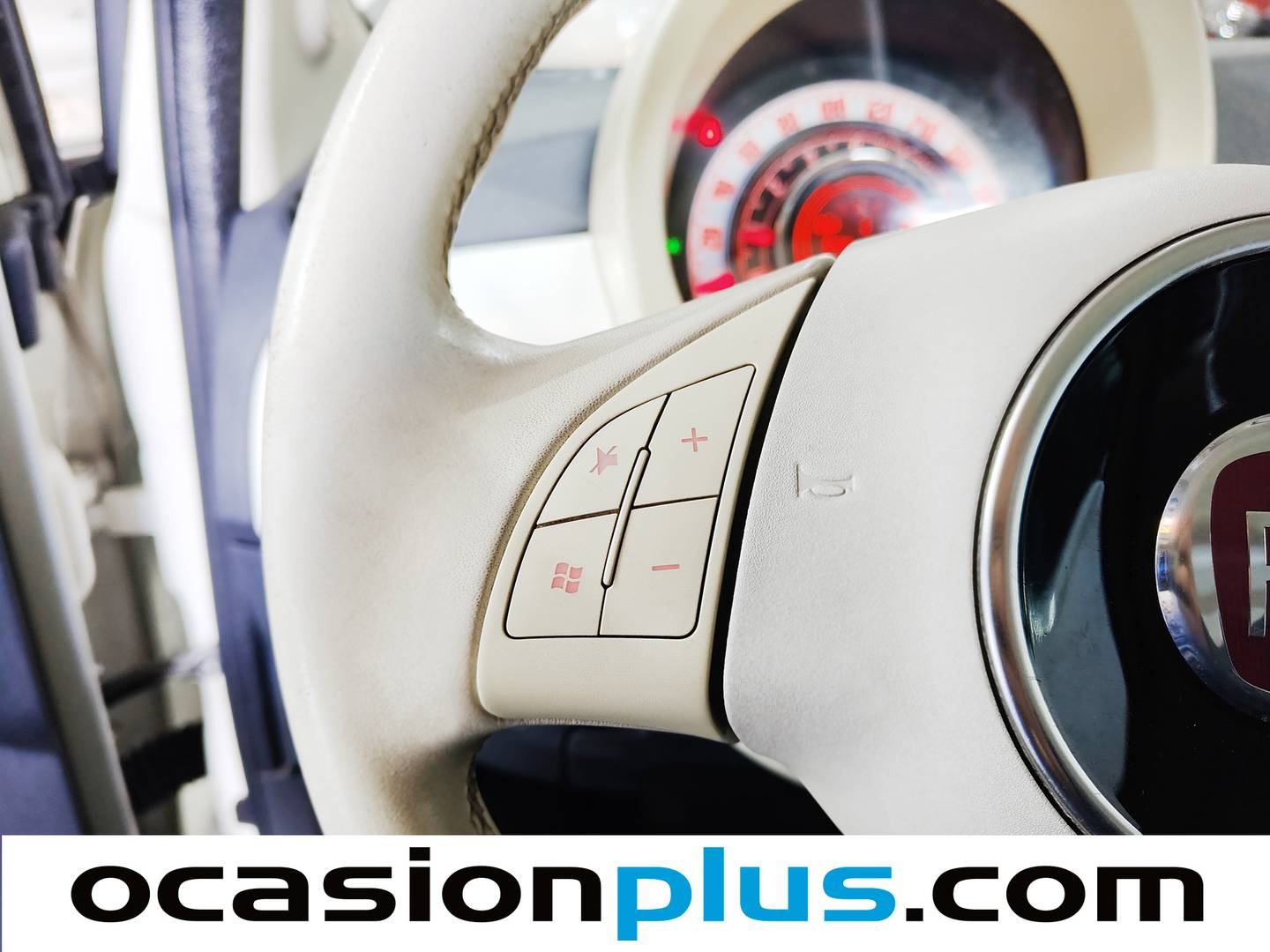 Foto Fiat 500 Fiat 500 1.2 8v Lounge (69 CV)