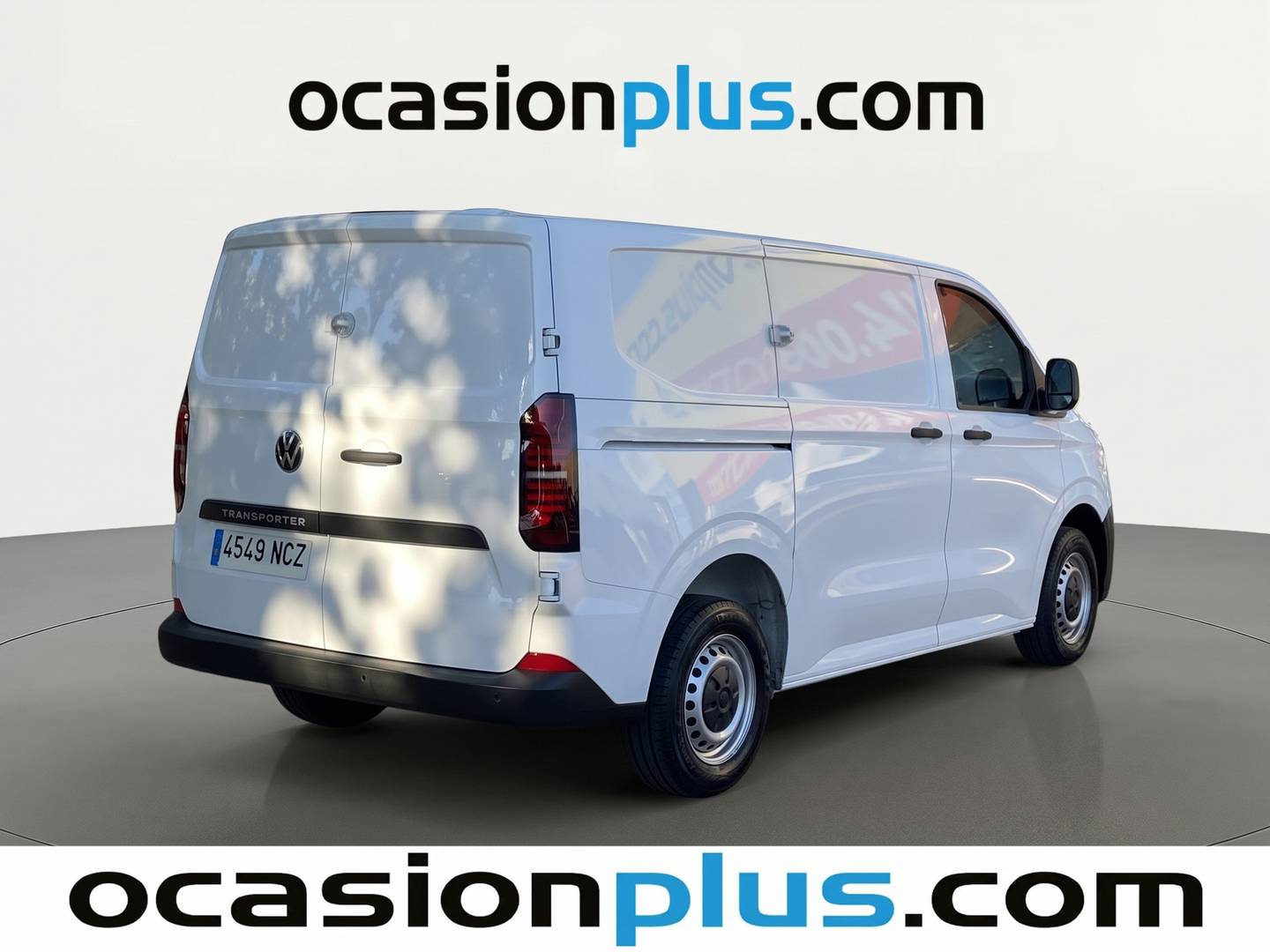 Foto trasera Volkswagen Transporter Volkswagen Transporter Furgon Batalla Corta TN 2.0 TDI (110 CV)3 Plazas derecha
