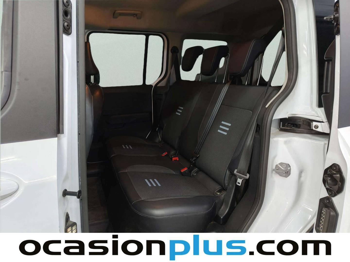 Foto asientos traseros Ford Tourneo Courier Ford Tourneo Courier 1.0 Ecoboost Active (125 CV)