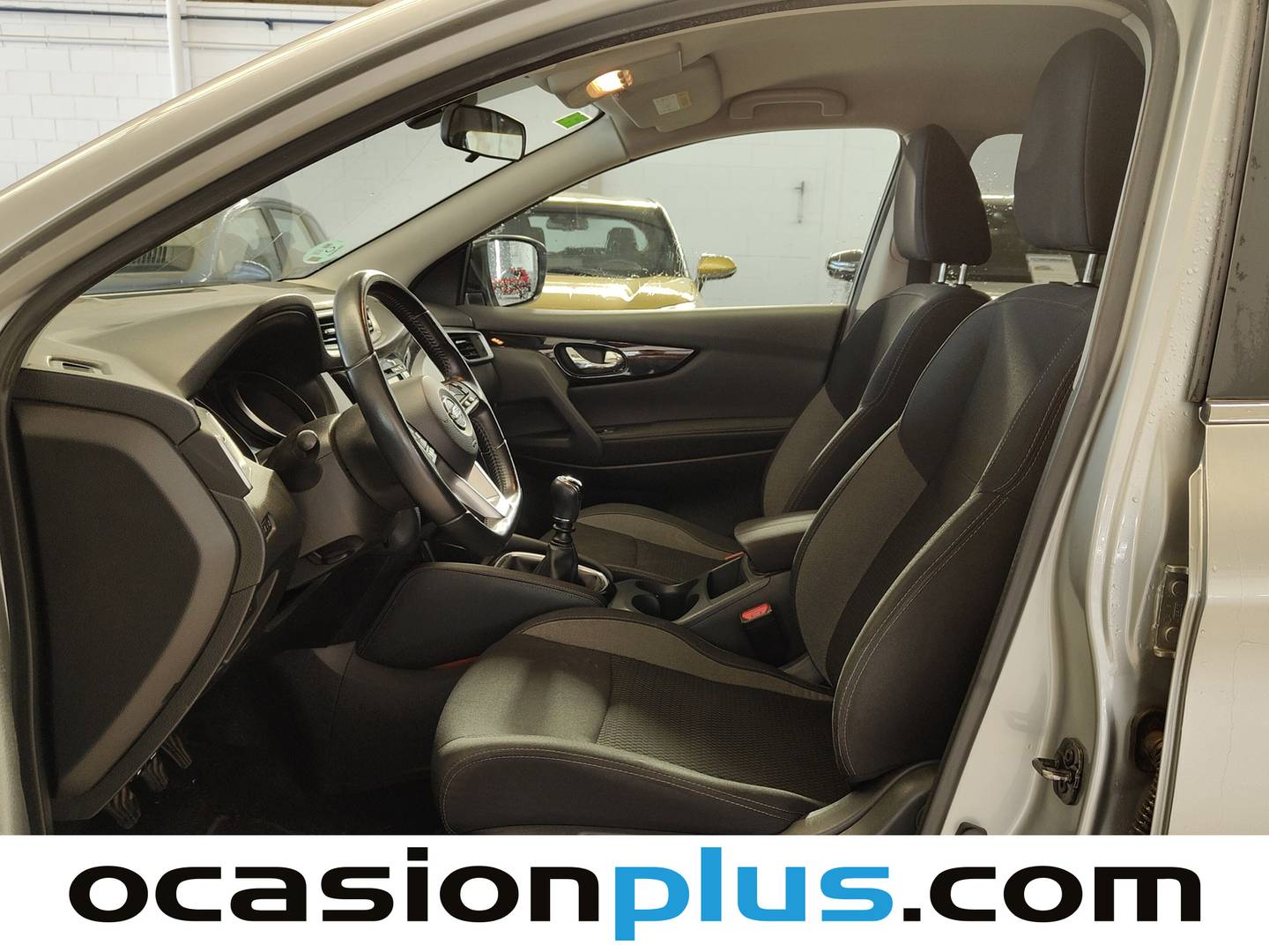 Foto asientos delanteros Nissan QASHQAI Nissan Qashqai DIG-T 115 Acenta (115 CV)