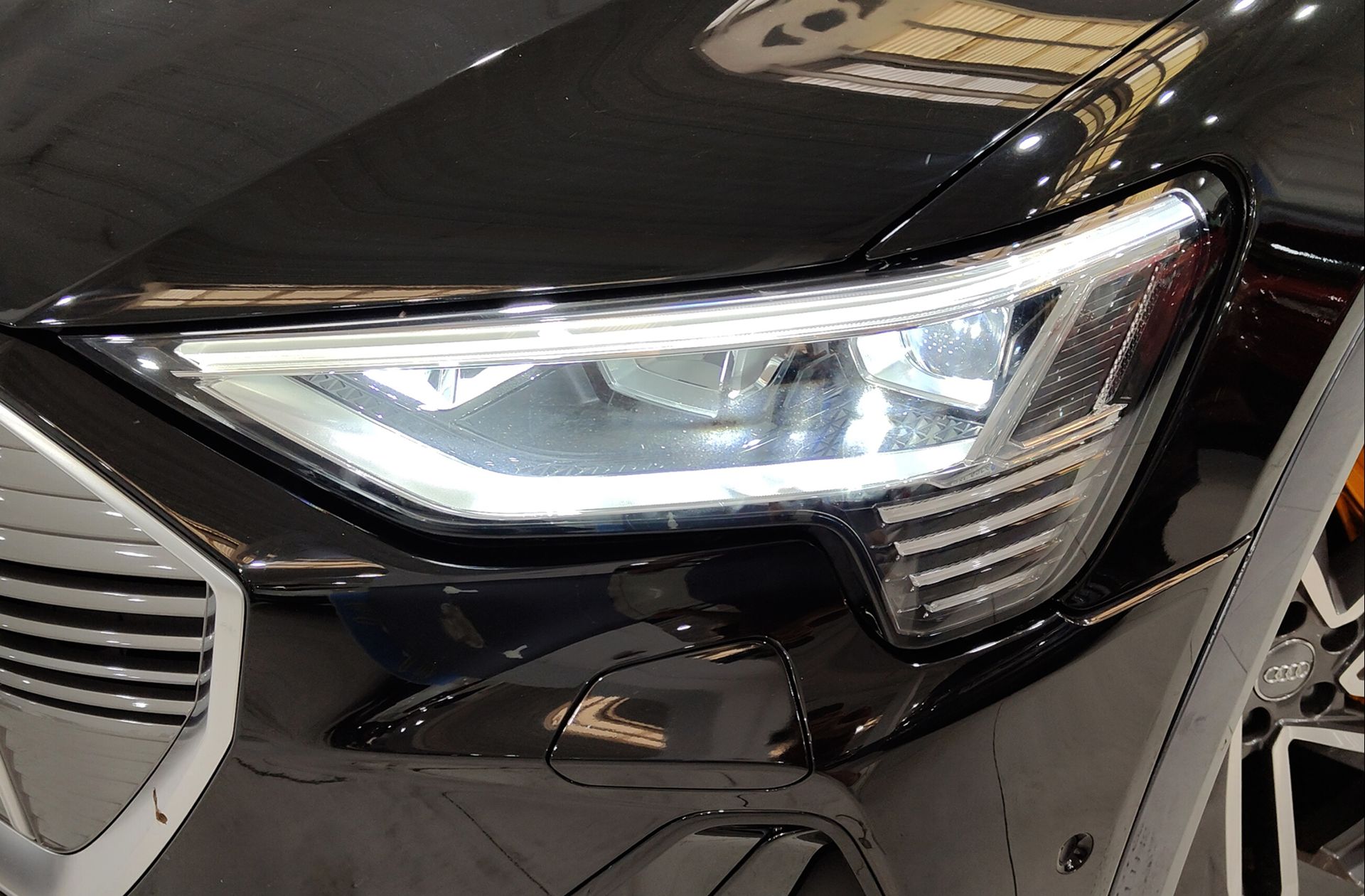 Audi e-tron Advanced e-tron 50 quattro - foto 17