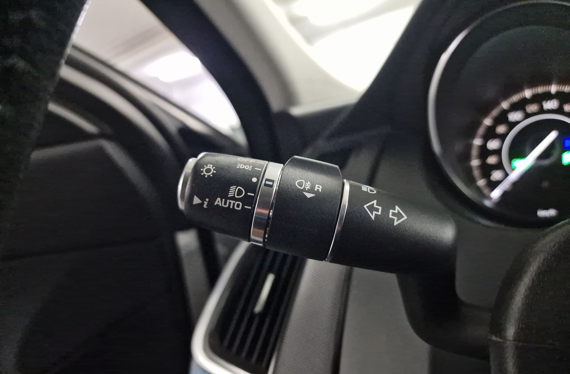 Jaguar E-Pace 2.0D 4WD - foto 26