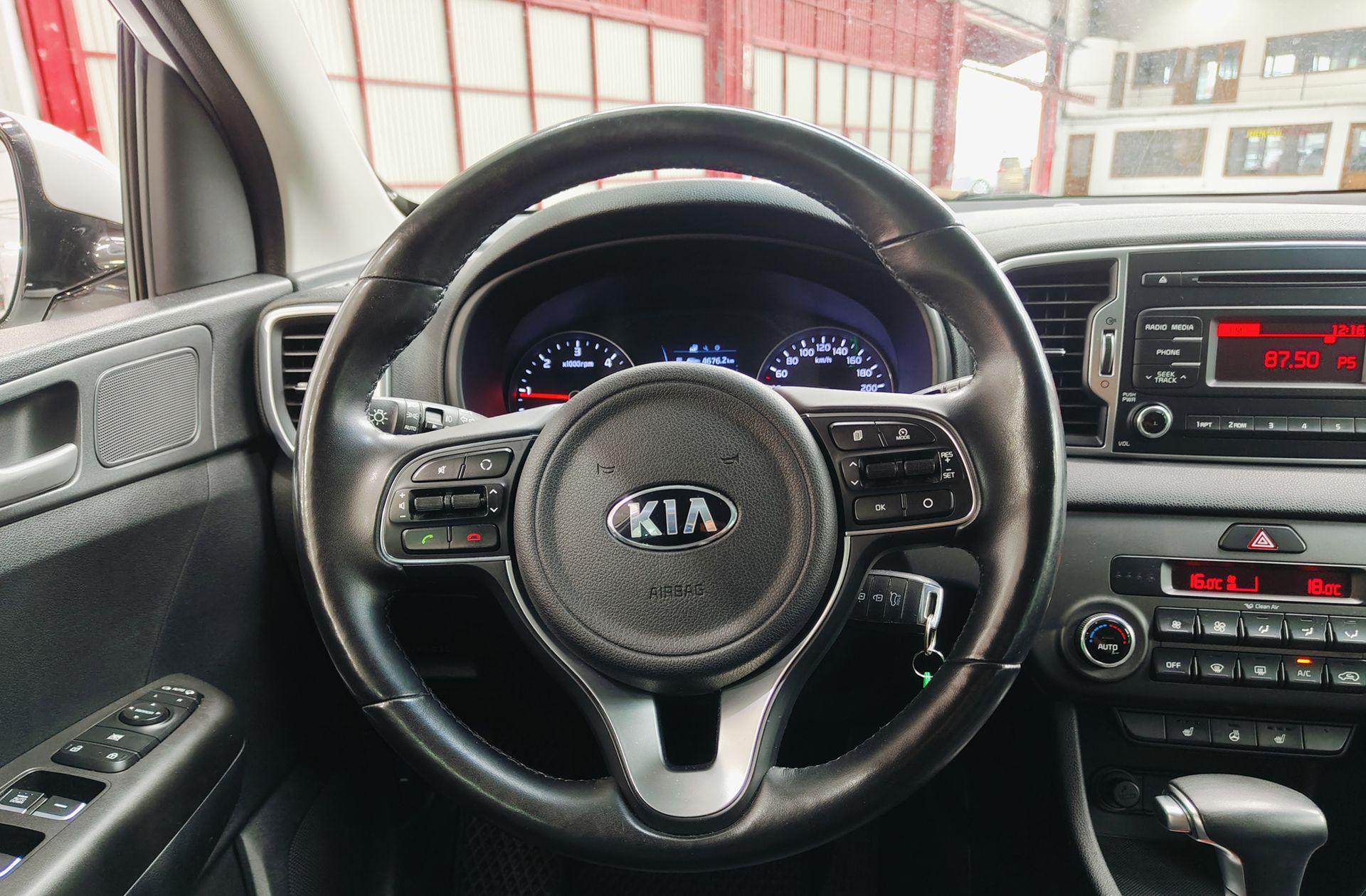 Kia Sportage 1.6 CRDi Concept 4x2 - foto 24