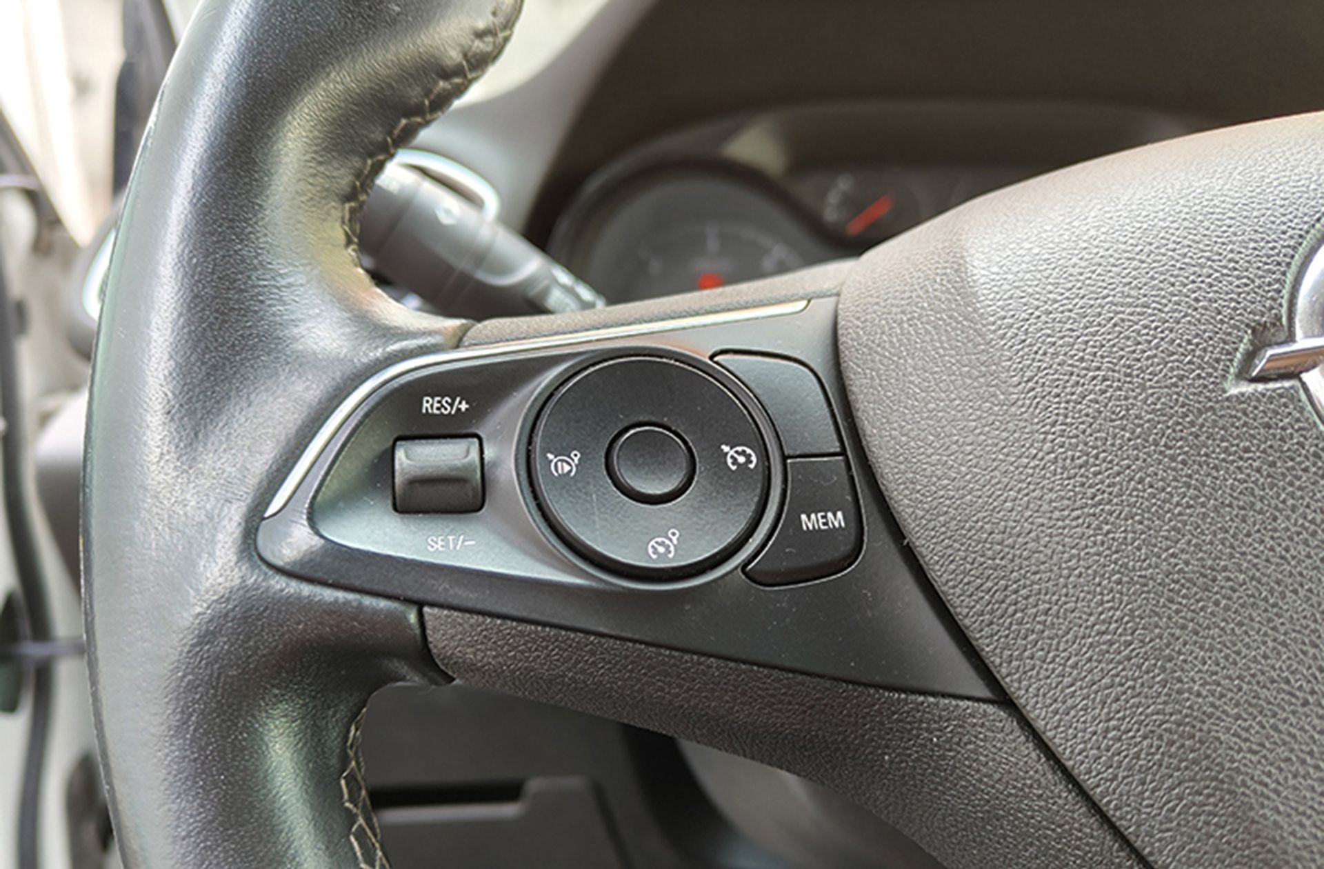Opel Grandland 1.5 CDTi Design Line - foto 21