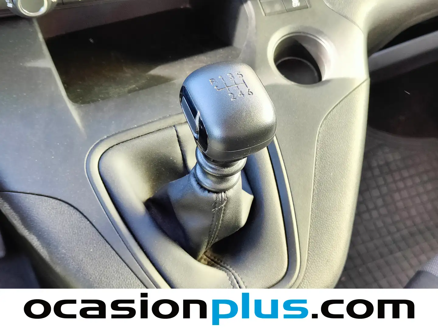 Foto Peugeot Rifter Peugeot Rifter Active Pack Business Standard BlueHDi (100 CV)