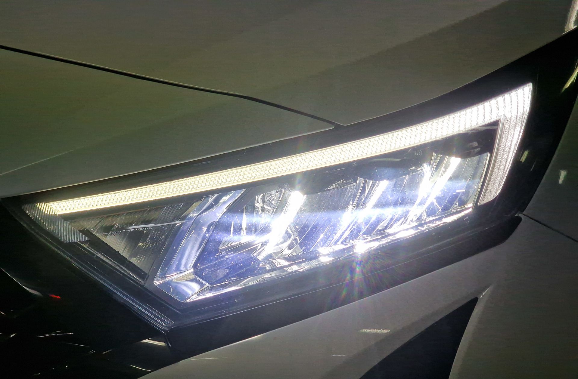 Hyundai i20 1.0 T-GDi 48V Tecno DCT - foto 14