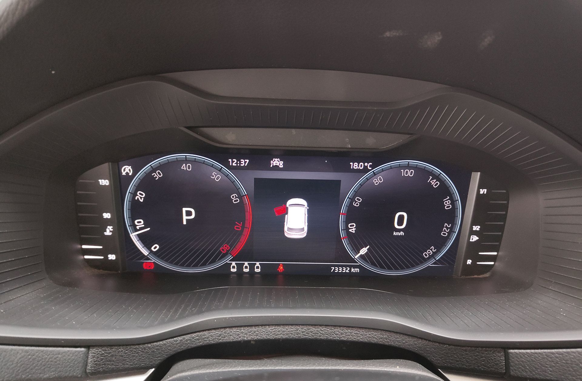 Škoda Karoq 1.5 TSI ACT Ambition DSG - foto 23