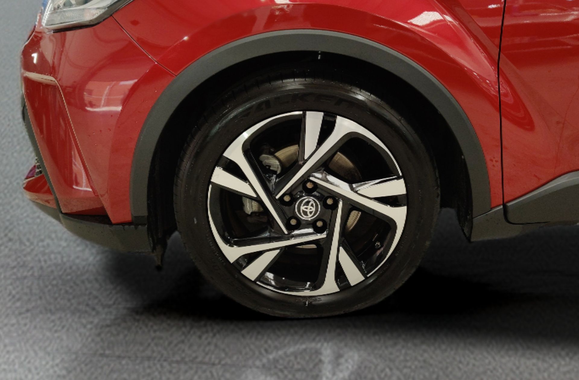 Toyota C-HR 1.8 125H Advance - foto 37