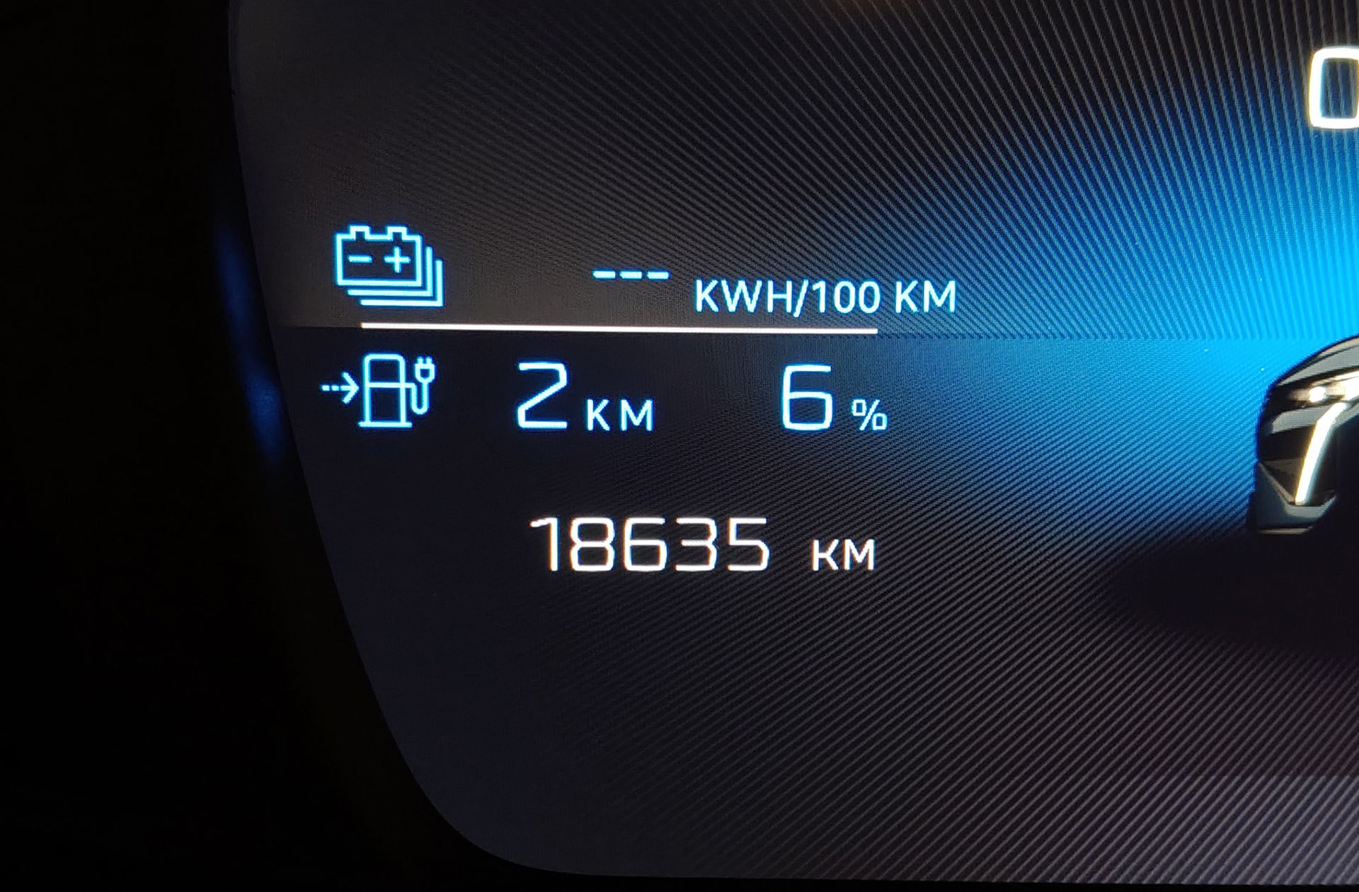 Peugeot 408 Allure PHEV 180 e-EAT8 - foto 12