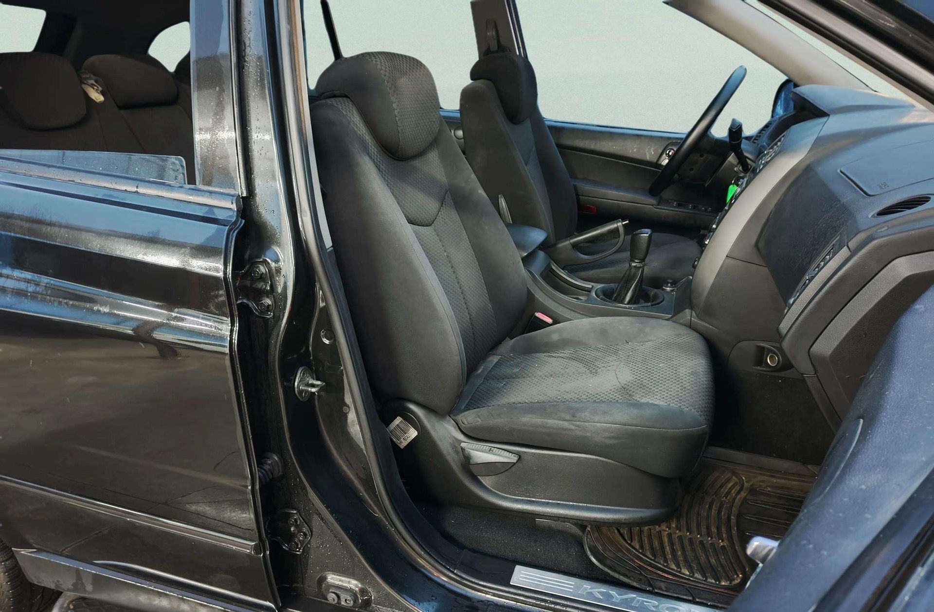 SsangYong Kyron 200 XDI - foto 14