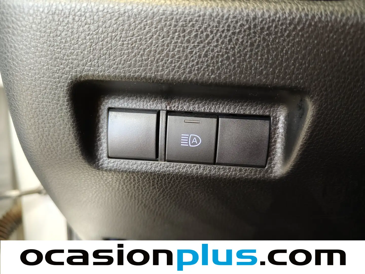 Foto Toyota Rav4 Toyota Rav4 220H Business 4WD (222 CV)