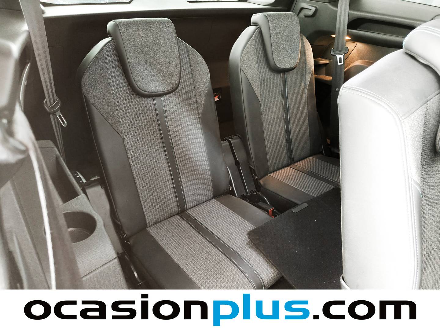 Foto asientos delanteros Peugeot 5008 Peugeot 5008 BlueHDI 130 S&S GT EAT8 (130 CV) 7 PLAZAS