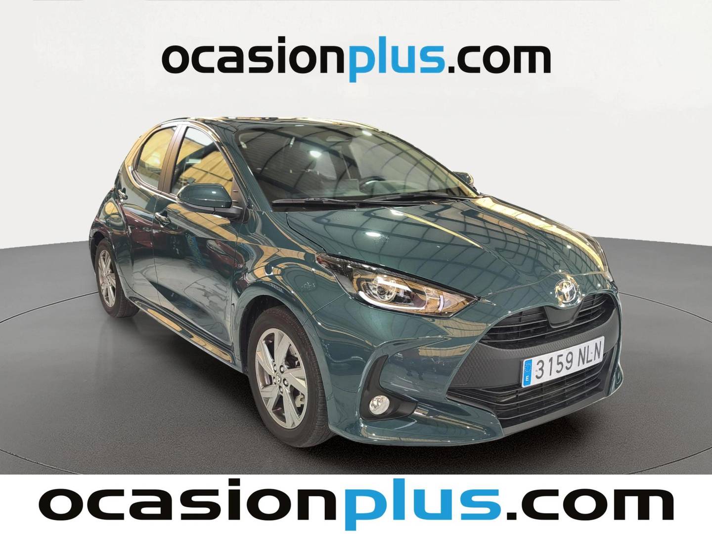 Foto delantera Toyota Yaris Toyota Yaris 120H Active Plus (116 CV) derecha