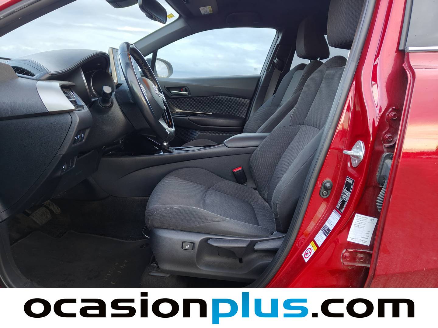 Foto Toyota C-HR Toyota C-HR 1.8 125H Style Plus  (122 CV)