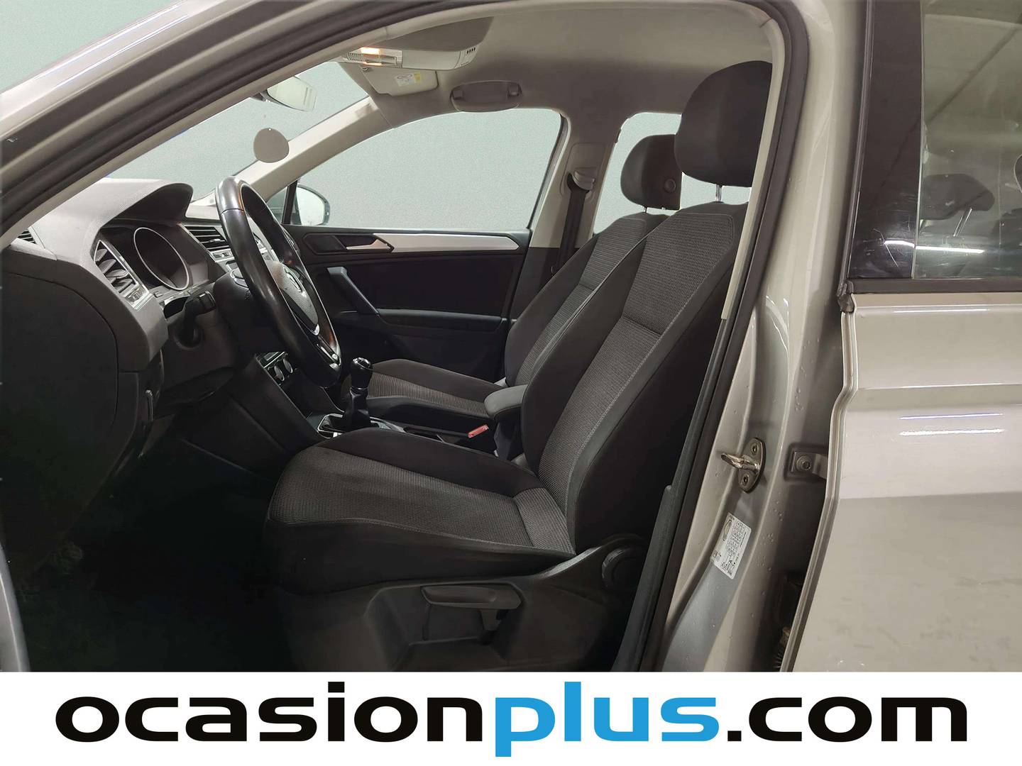 Foto asientos delanteros Volkswagen Tiguan Volkswagen Tiguan Edition 1.5 TSI  (130 CV)