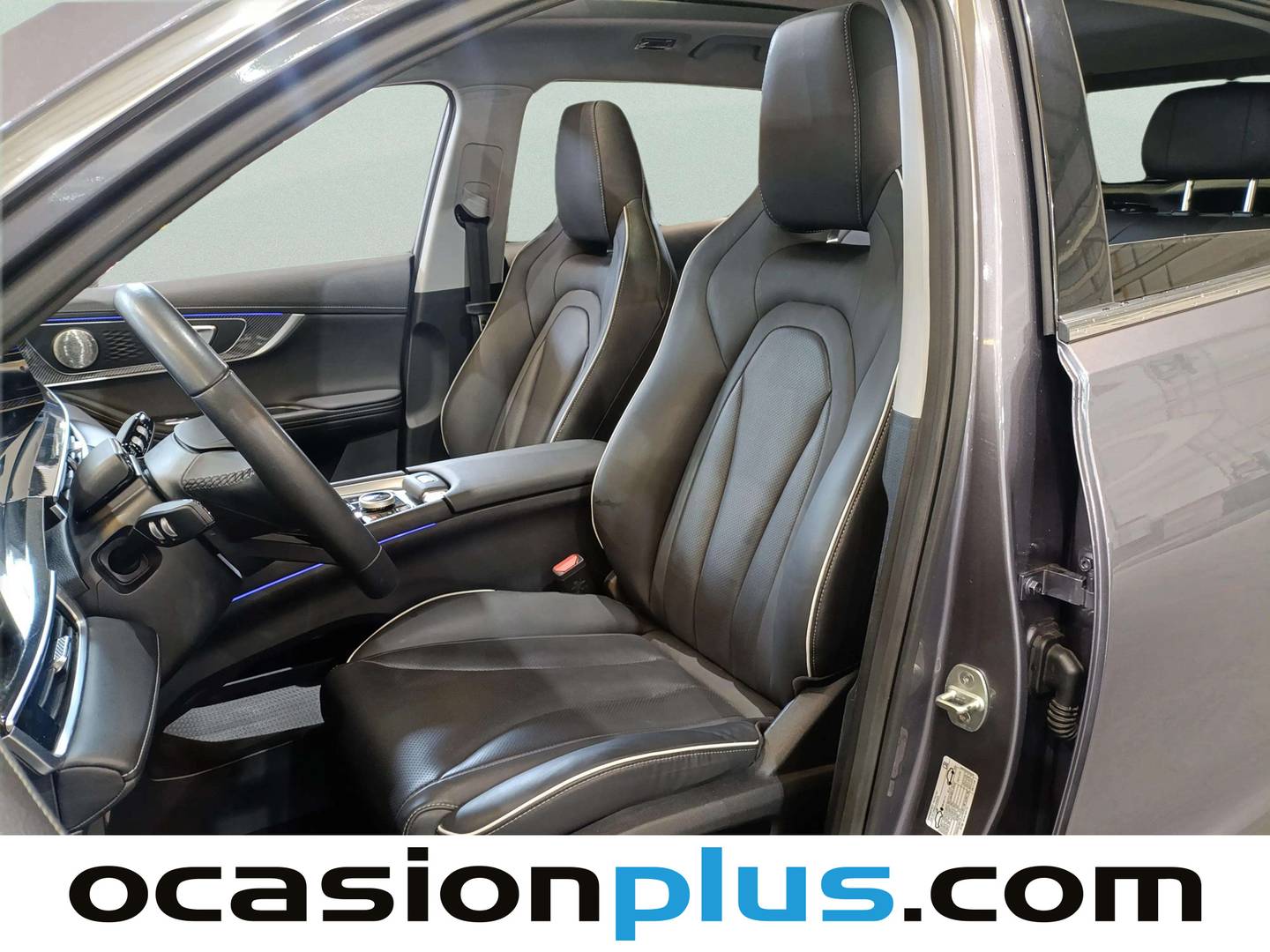 Foto asientos delanteros EBRO S700 EBRO S700 1.6 TGDI Luxury 7 DCT (147 CV)