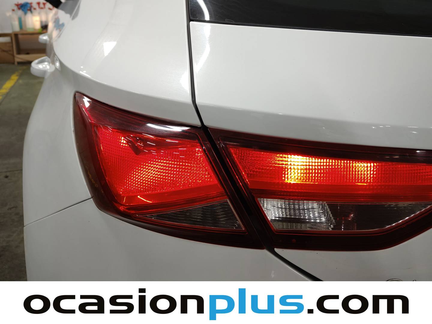 Foto Seat León SEAT León 1.6 TDI St&Sp Style Connect Plus DSG (110 CV)