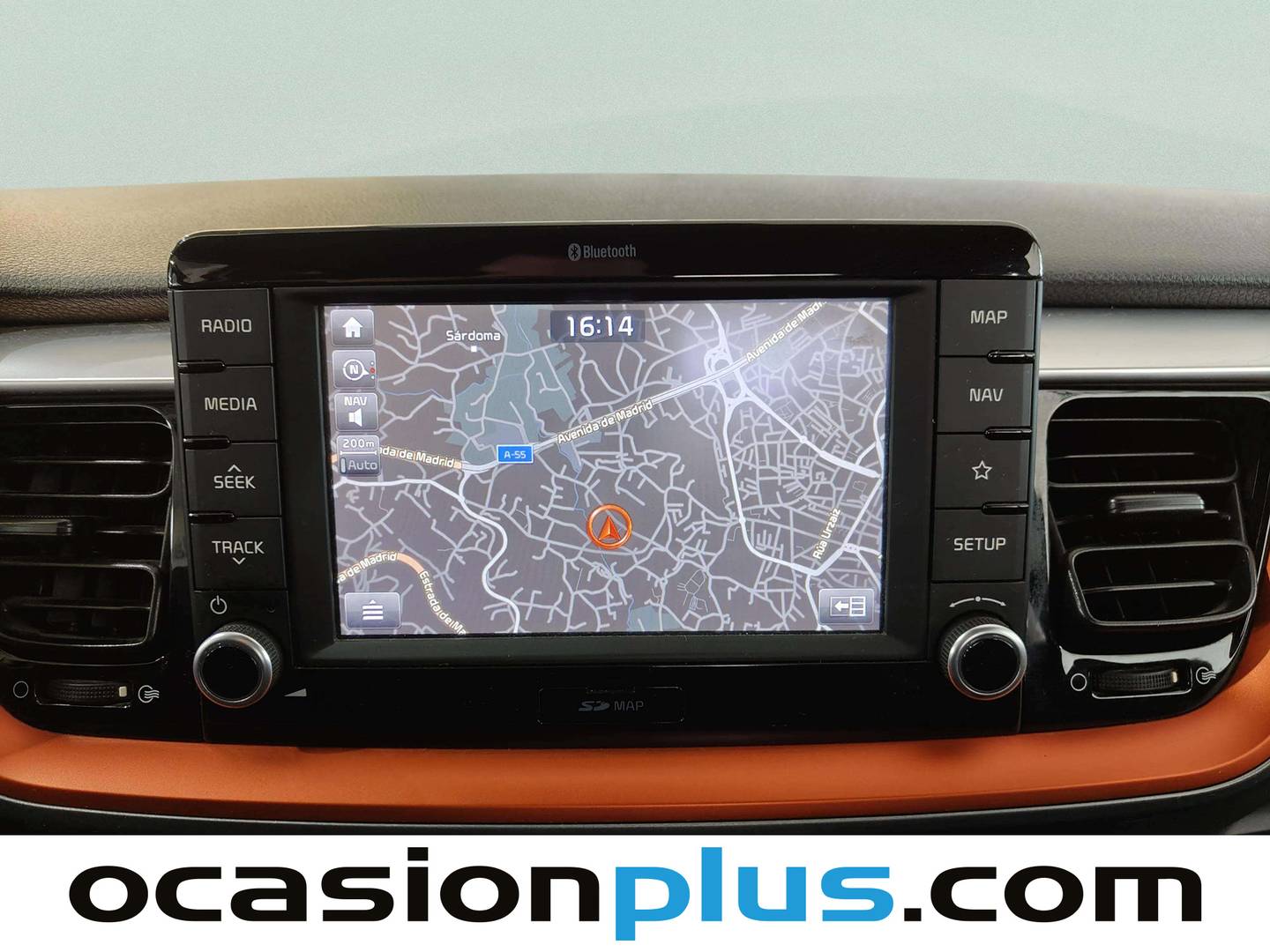 Extras y acabados del KIA Stonic KIA Stonic 1.2 CVVT Tech Eco-Dynamics (84 CV)