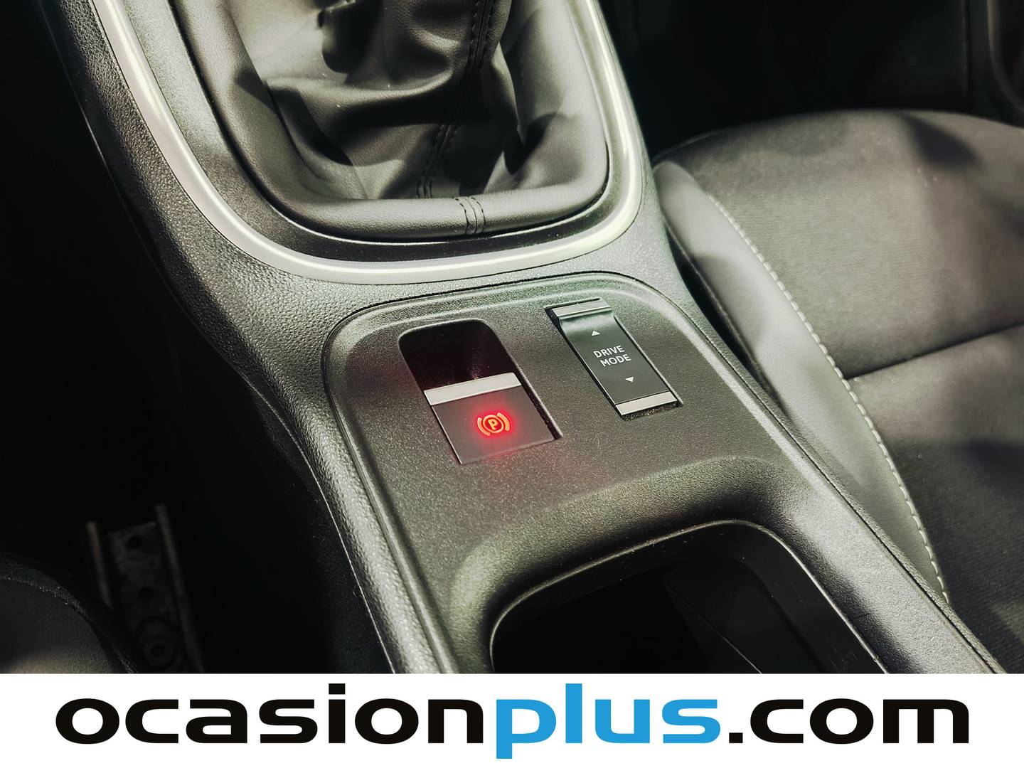 Foto Jeep Avenger Jeep Avenger 1.2 G Summit (100 CV)