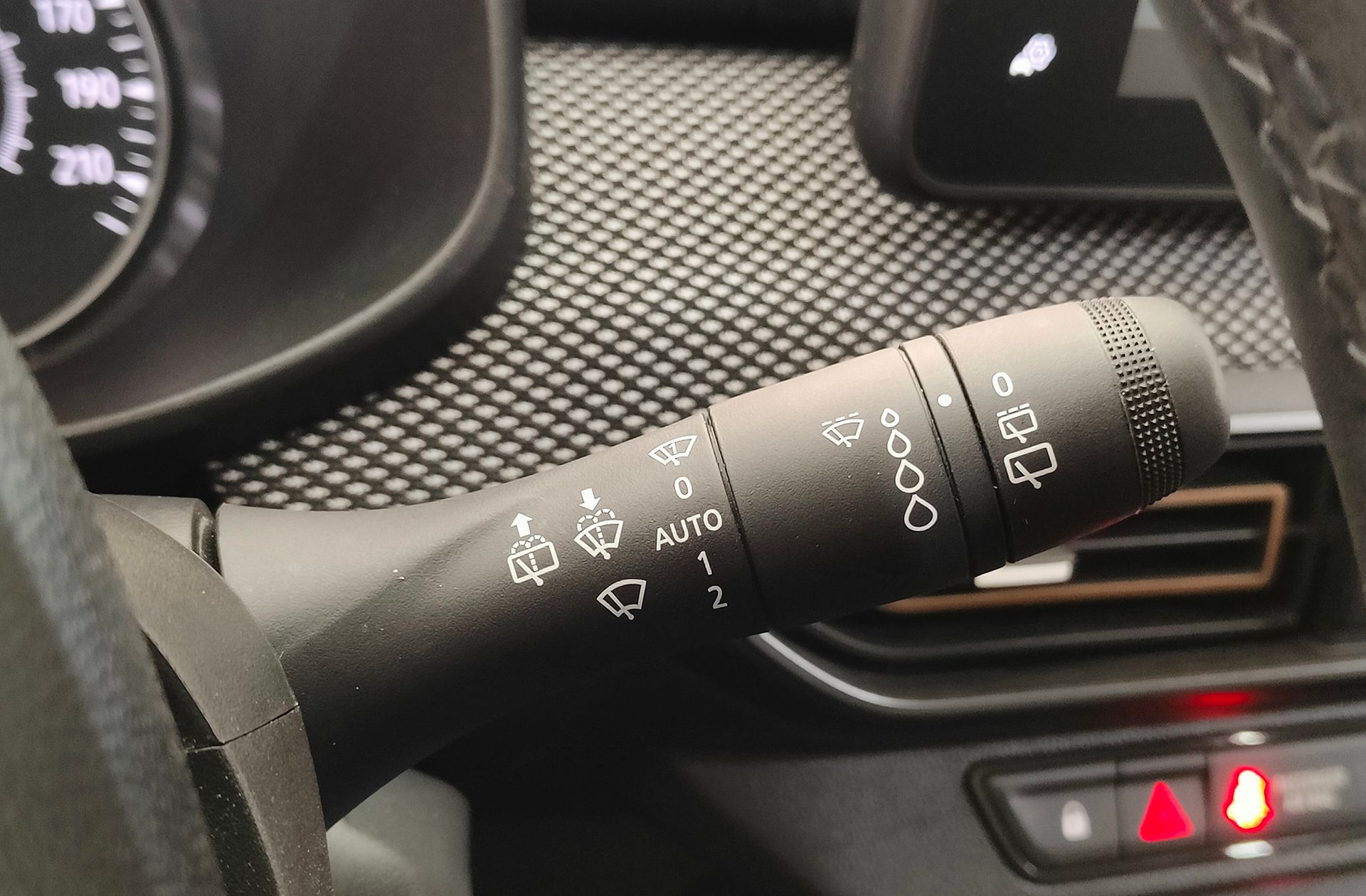 Dacia Sandero Stepway Expression TCe - foto 31